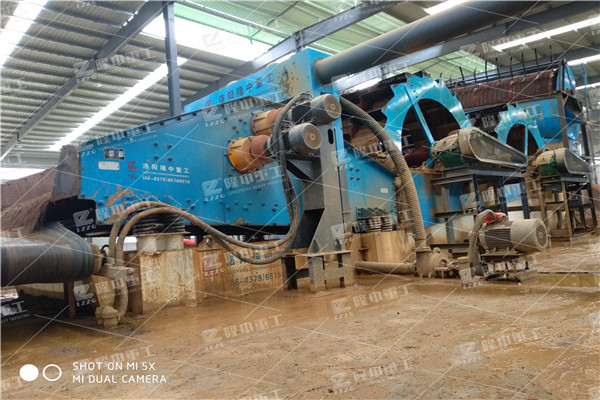 輪斗式<a href=http://www.eeussyy.com/tags/xishaji target=_blank class=infotextkey><a href=//tags/xishaji target=_blank class=infotextkey>洗砂機</a></a>72.jpg